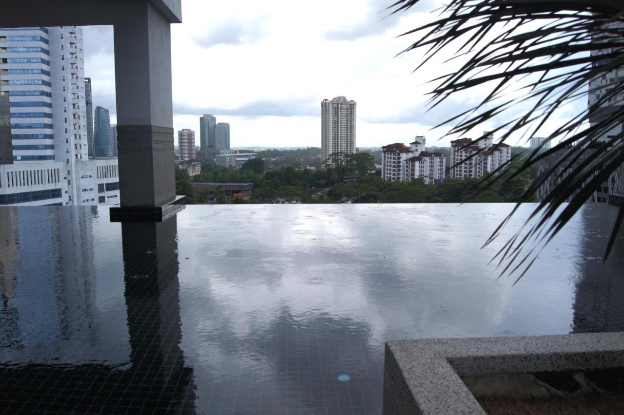Twin Galaxy Suites By Iconic Bliss Johor Bahru Exterior foto