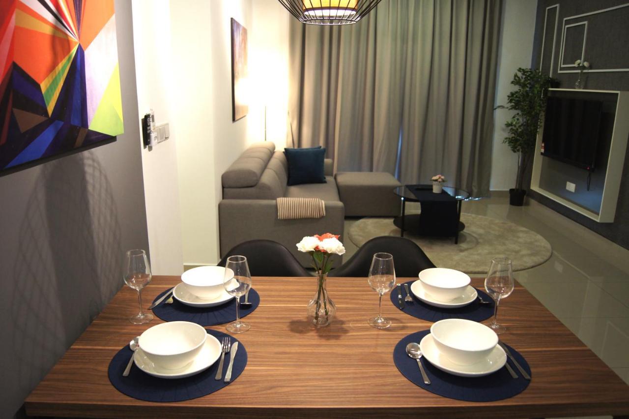 Twin Galaxy Suites By Iconic Bliss Johor Bahru Exterior foto